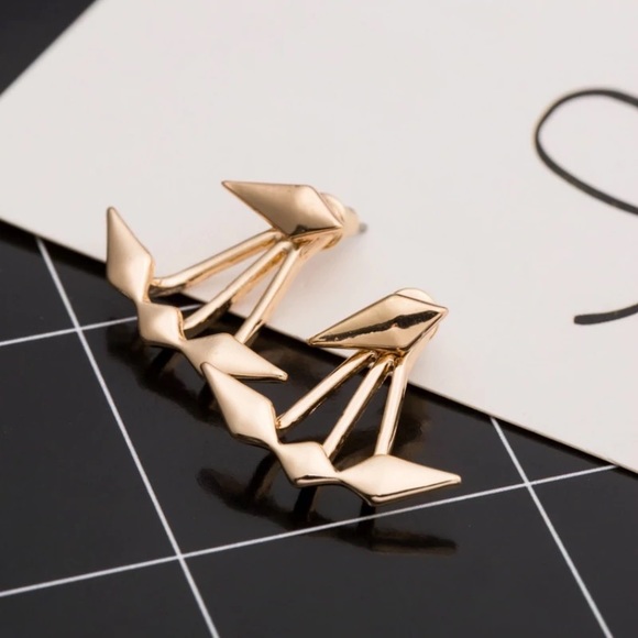 Geometric Punk Double Stud Earrings - Picture 3 of 16